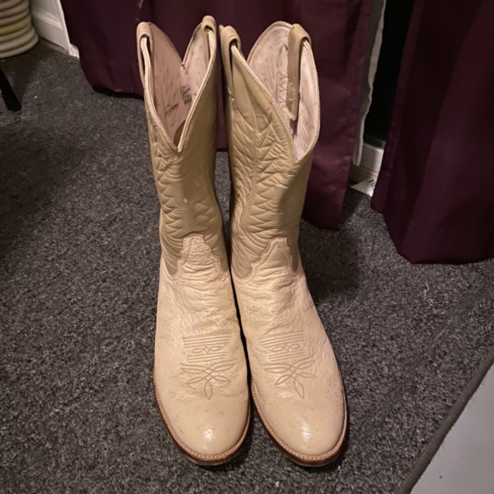 Beautiful Tony Lama Tan/White Ostrich Boots Size 15 Great Condition